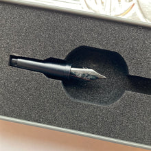 Indlæs billede til gallerivisning Fyldepen special spids sort