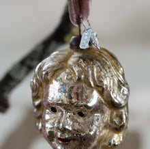 Indlæs billede til gallerivisning Glasjulepynt Pige
