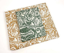 Indlæs billede til gallerivisning Wren gavepapir - Mark Hearld
