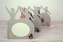 Indlæs billede til gallerivisning Dancers Die-Cut Kort - Sarah Young
