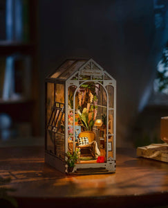 Miniature House Garden House