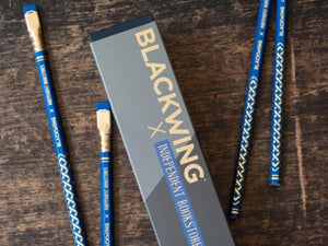 Blackwing bookstore blå