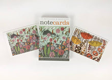 Indlæs billede til gallerivisning Lichen &amp; Thrift/Spey Birches Notekort - Angie Lewin
