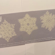 Indlæs billede til gallerivisning Papirkrystaller til vinduet 3 stk mindre
